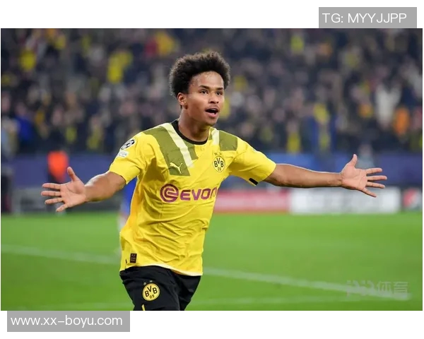 多特赢球后阿德耶米独自离开更衣室引发关注