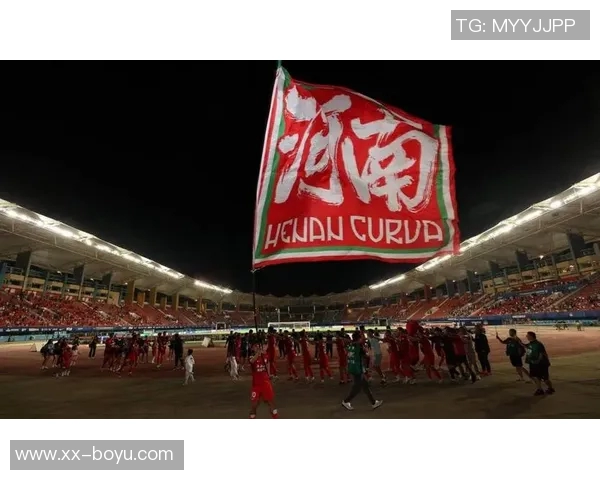 海港俱乐部与球迷代表共庆20岁生日徐根宝携手回归崇明基地温情时刻